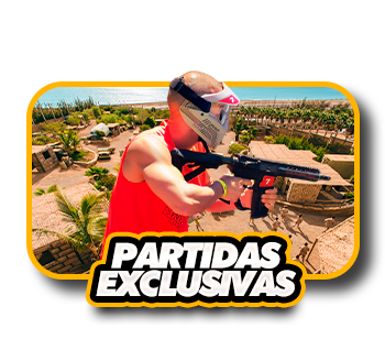 botones en parque temático Gran Canaria Hangar37