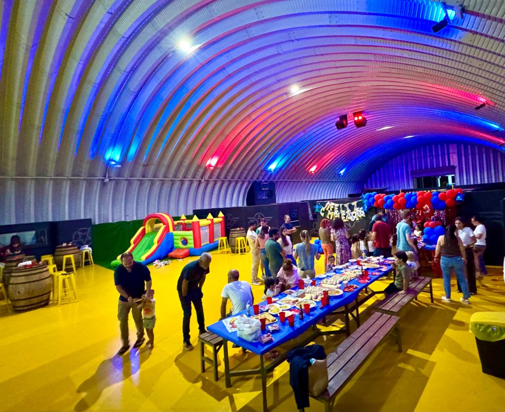 1000099762 en parque temático Gran Canaria Hangar37