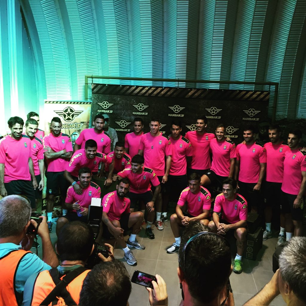 organizar un evento de empresa que realmente une al equipo