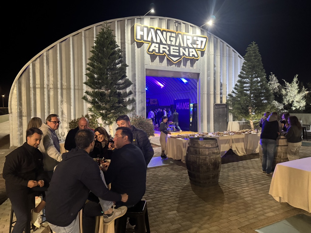 organizar un evento de empresa que realmente une al equipo terraza